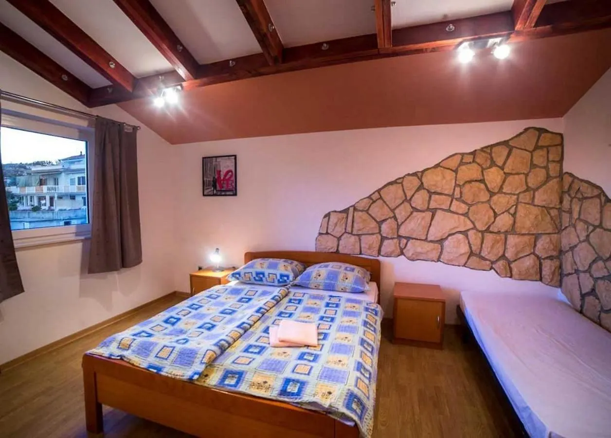 Apartments For Families With Children Lopar, Rab - 20749 0*, Lopar